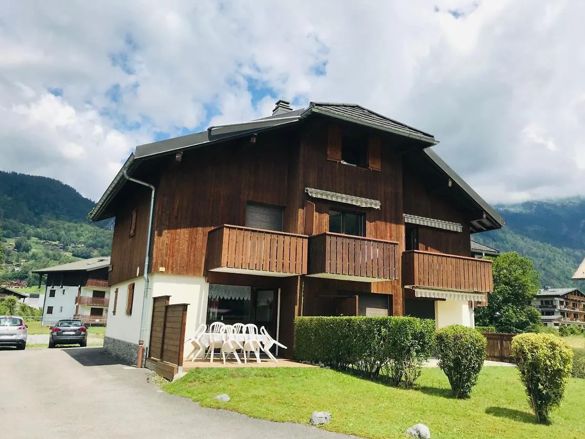 T3 Calme Avec Balcon, Parking Et Cave A 500M Du Centre - Fr-1-629-57 Apartment Samoens 0*,