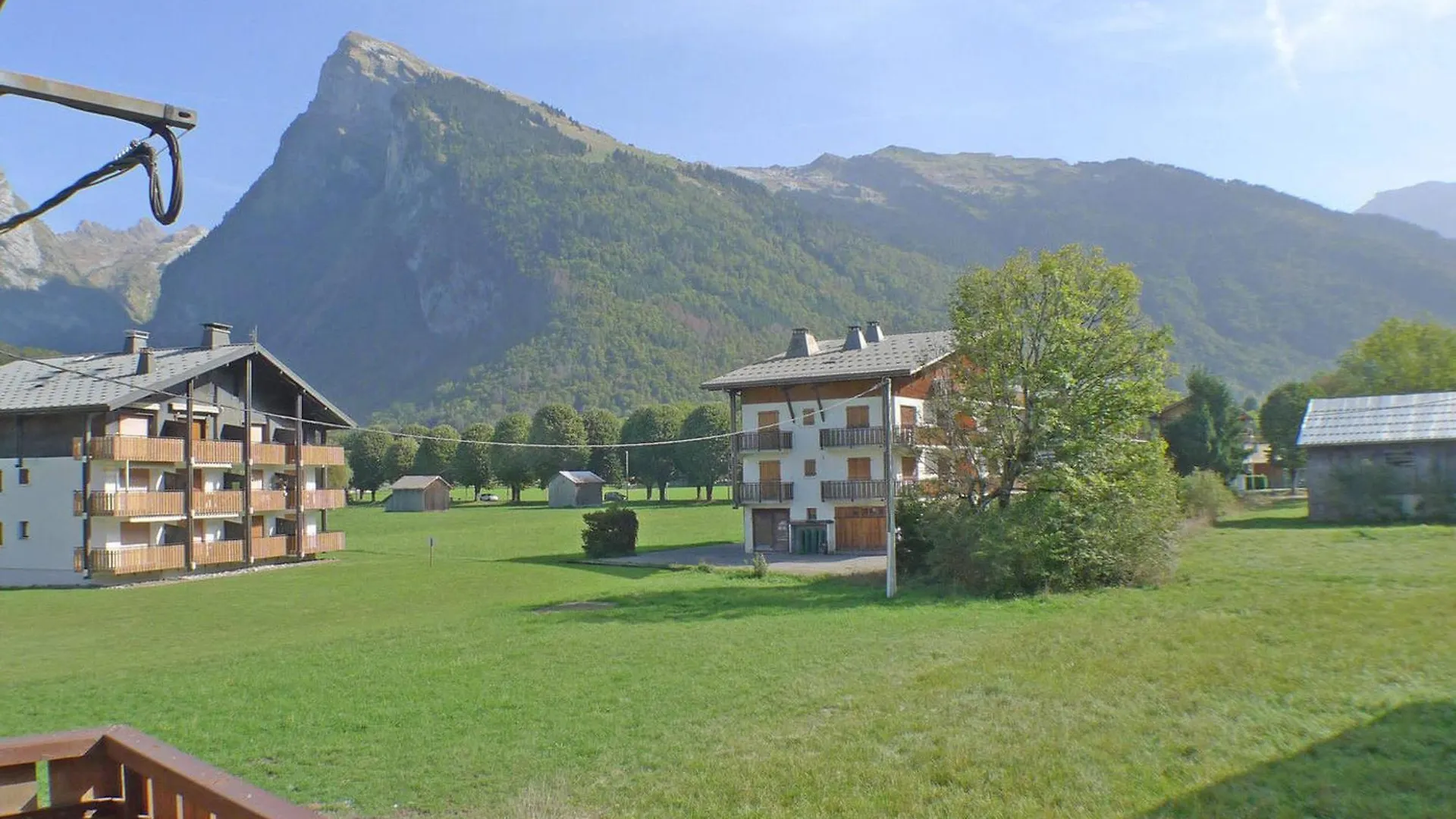 T3 Calme Avec Balcon, Parking Et Cave A 500M Du Centre - Fr-1-629-57 Apartment Samoens 0*,  France